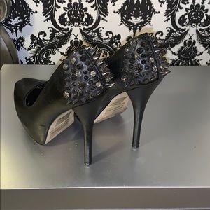 Black heels with studded rhinestones